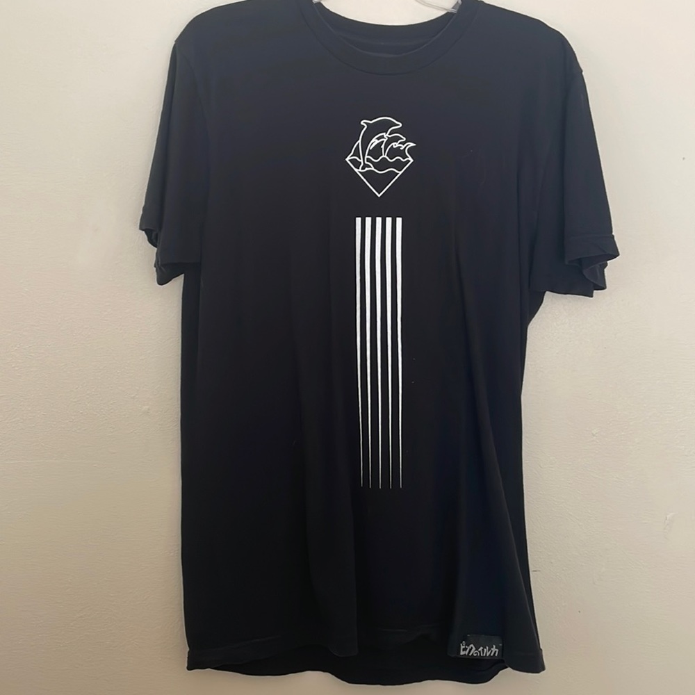 Men’s Pink Dolphin Graphic Tee